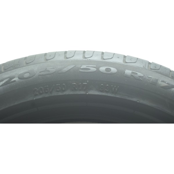 Pneu Pirelli 205/50-17