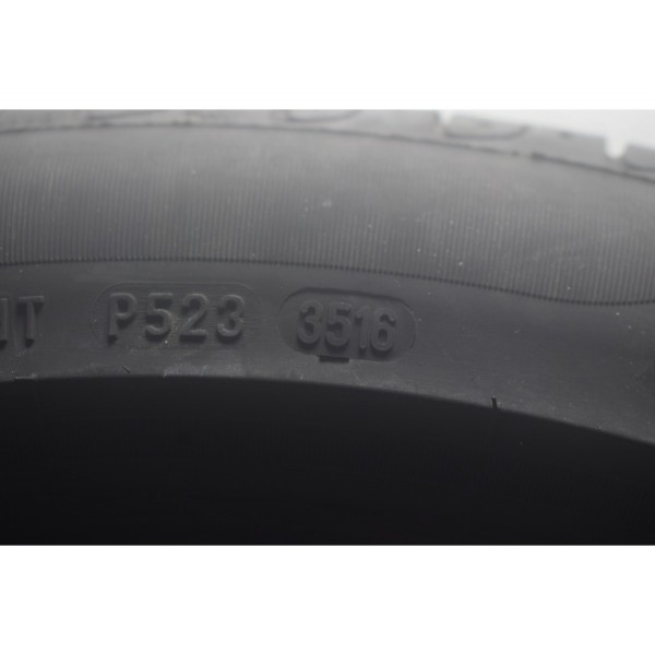 Pneu Pirelli 205/50-17