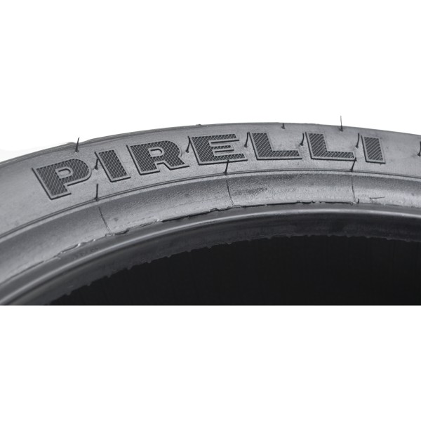 Pneu Pirelli Diablo 180/55-17 C/ Detalhes