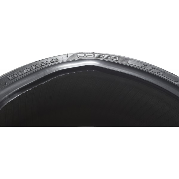 Pneu Pirelli Diablo Rosso Ill 240/45-17 C/ Detalhes