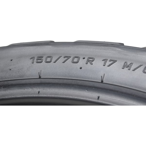 Pneu C/ Remendo Metzeler Tourance 150/70-17